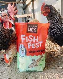 Happy Hen Fish Fest 10oz Chicken & Quail Treats